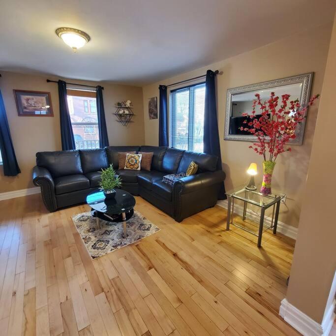Garden 2 Storey House Niagara Falls Exterior photo